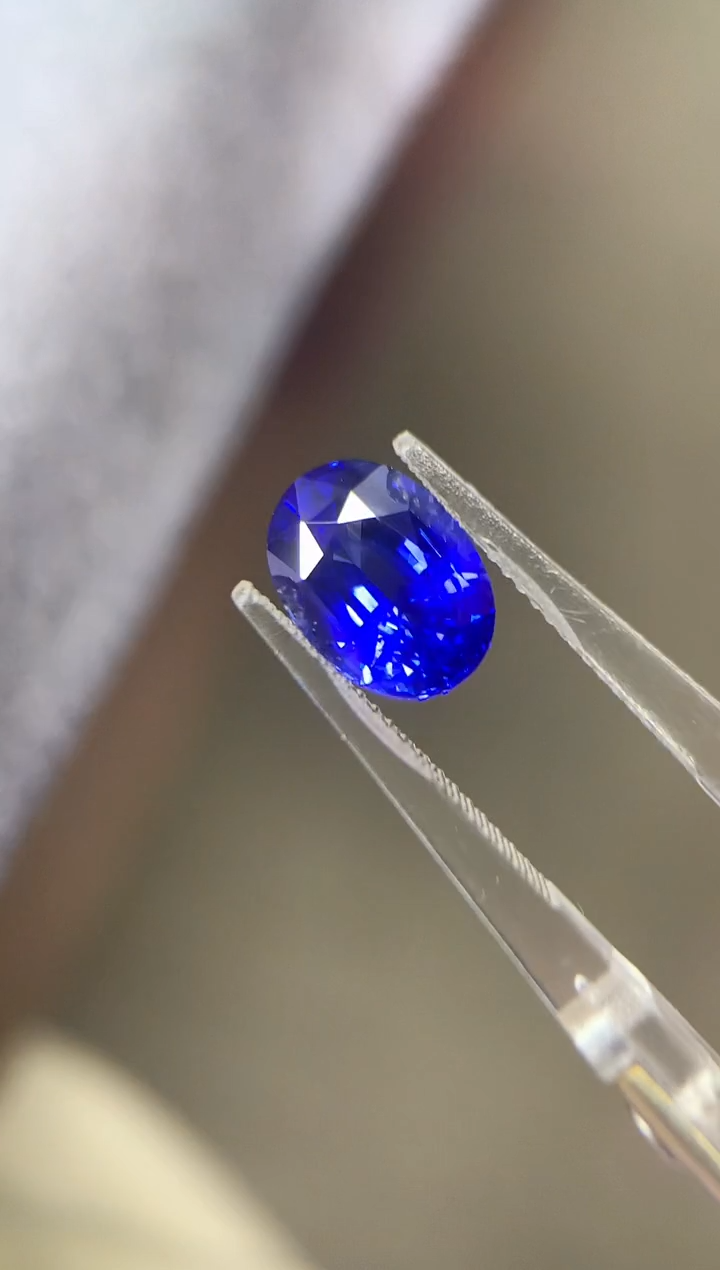 【闪购商品】蓝宝石裸石未镶嵌4.5ct 