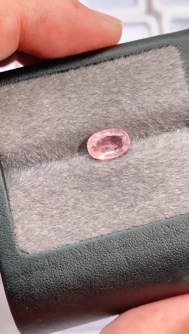 裸石尖晶石A****）2.12ct天然塔吉克斯坦尖晶石