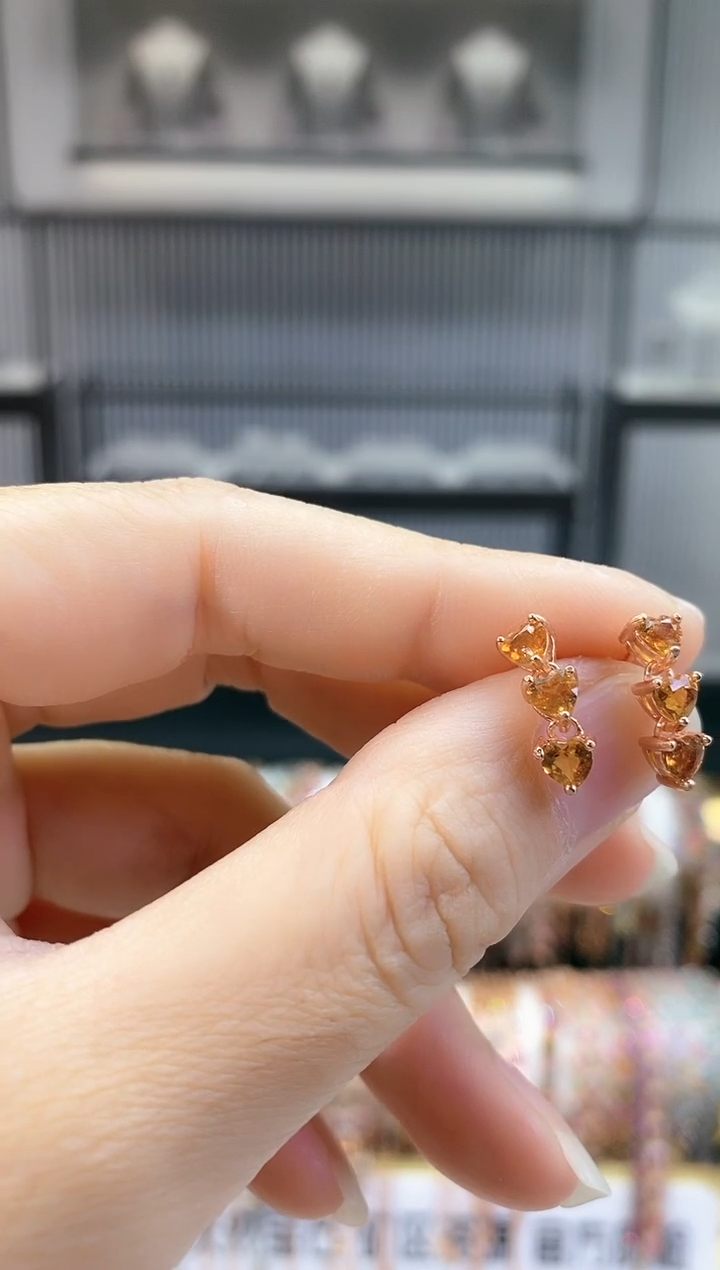 银S925镶嵌耳钉碧玺66666666666