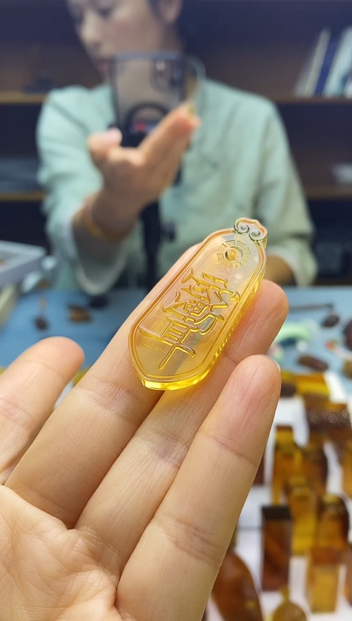 琥珀颈饰未镶嵌SN81-41（紫薇讳）
