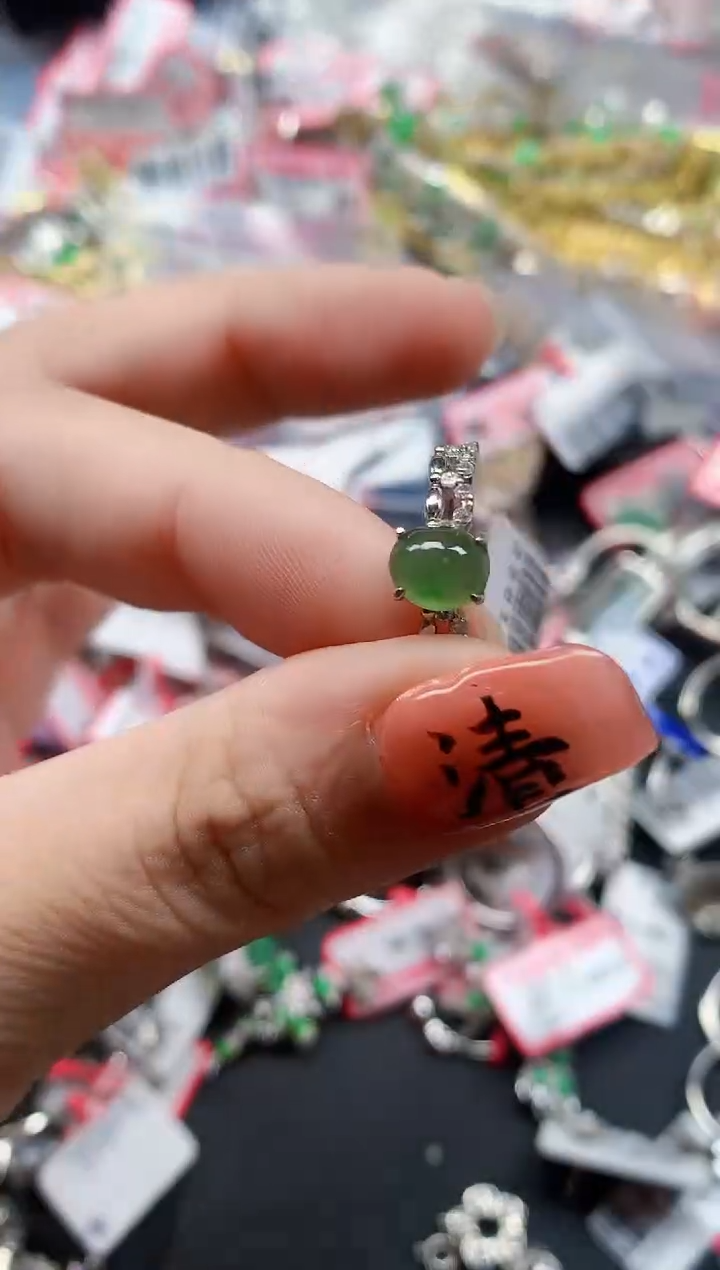 银S925镶嵌戒指翡翠天然A货缅甸翡翠