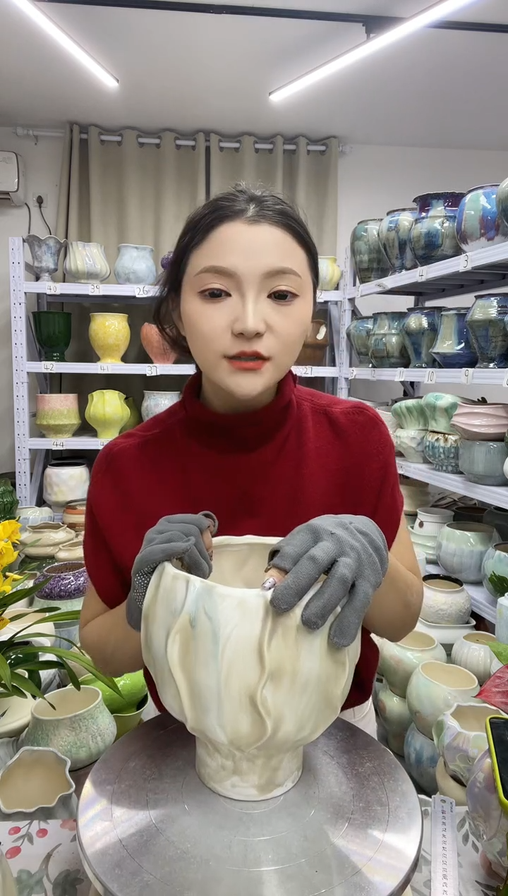 【12.3】花盆 高度： 20 口径：15