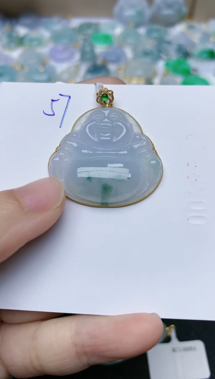 【闪购商品】翡翠颈饰18K金镶嵌天然翡翠A货    