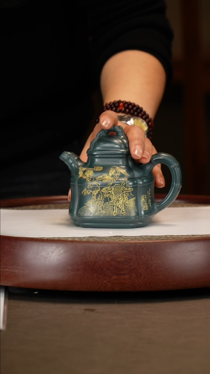 【闪购商品】紫砂茶壶【吴顺华】绿泥竹鼎