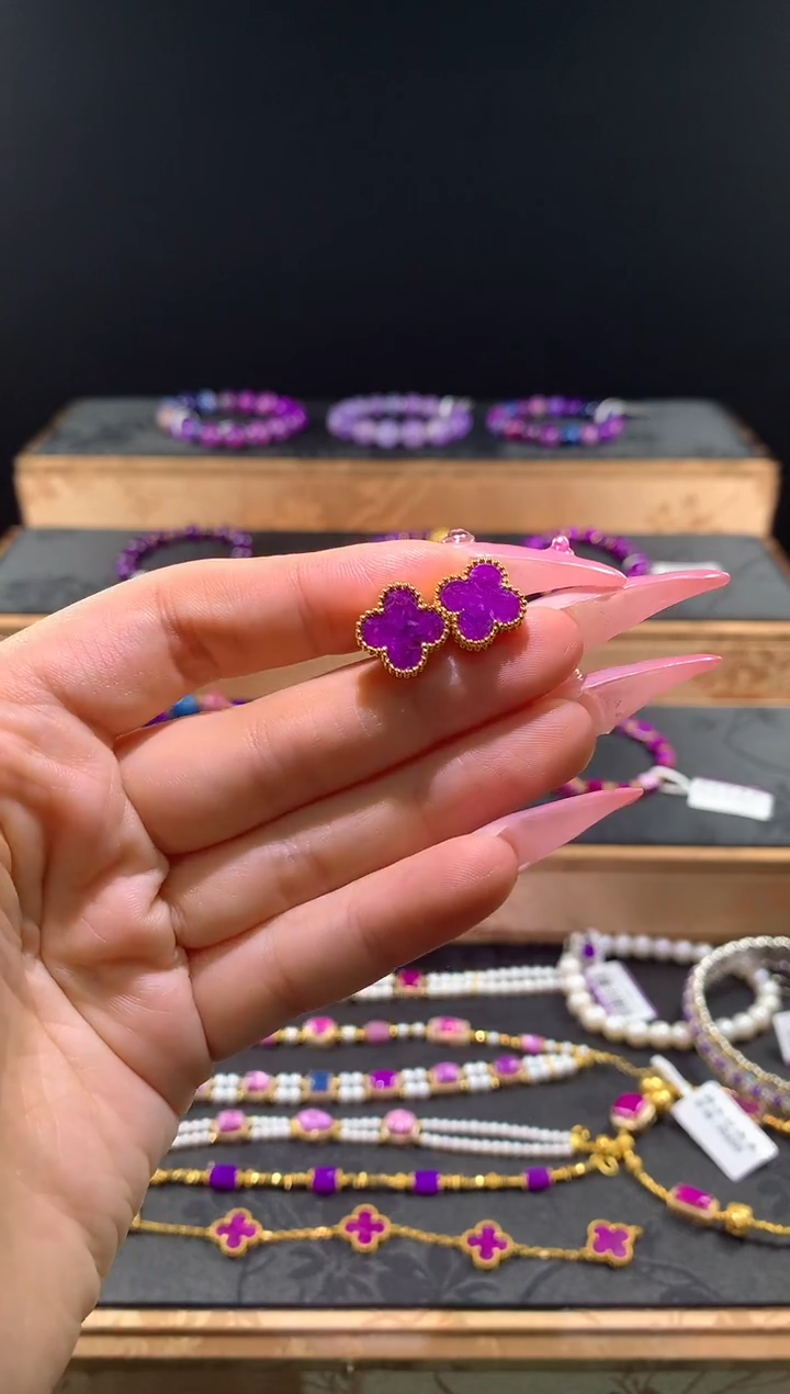 苏纪石（舒俱来）18K金镶嵌，耳钉