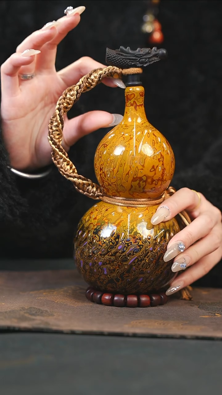 【闪购商品】XE161漆艺酒葫芦不包手串及旋转底座