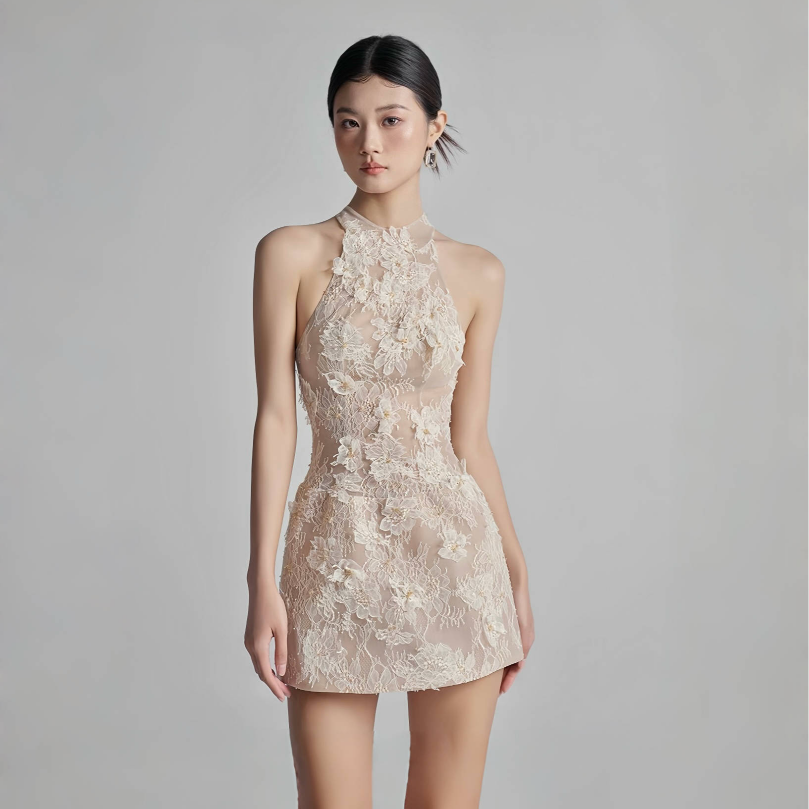 越南小众性感纯欲风重钉珠刺绣蕾丝花朵微透无袖挂脖收腰连衣裙女