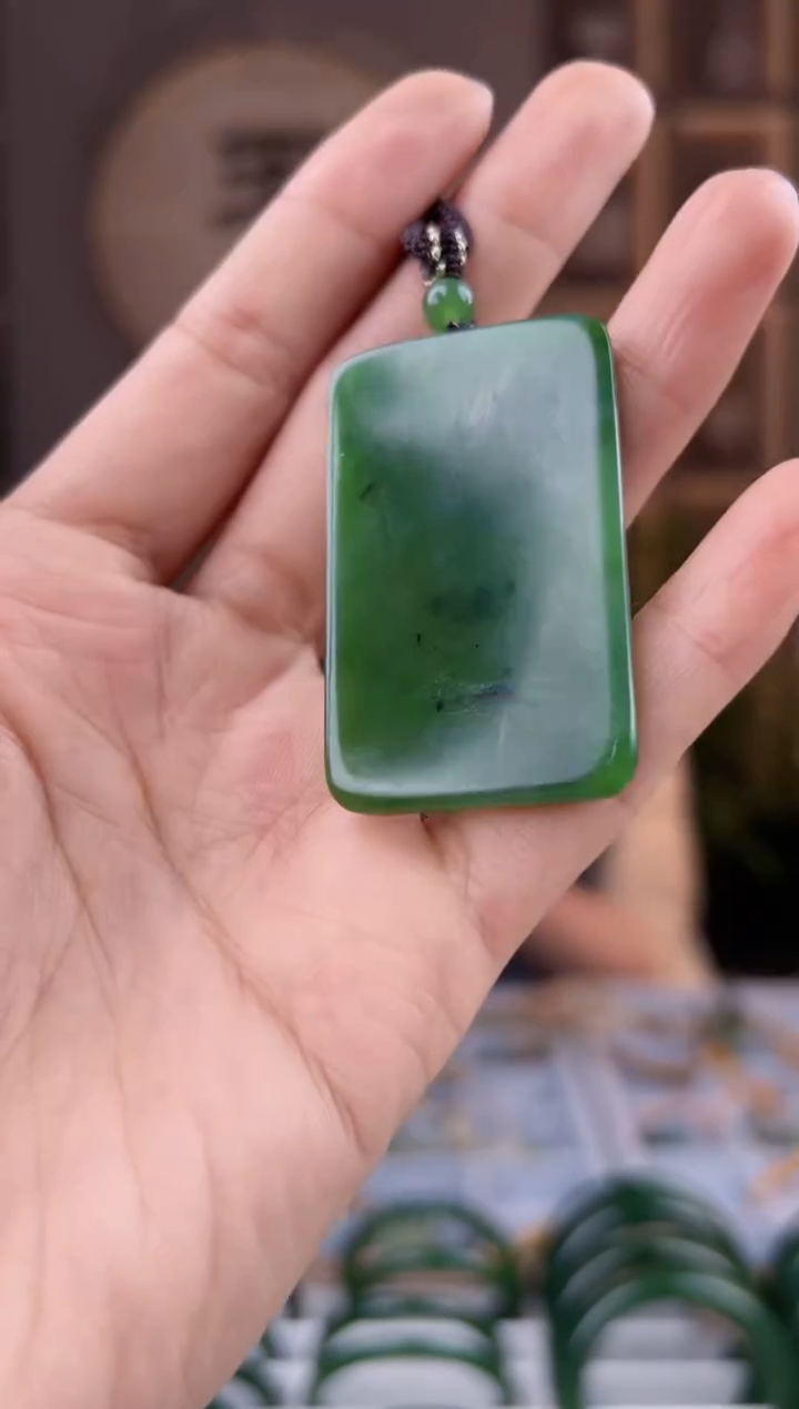 颈饰未镶嵌和田玉拍一发一，拍一发一