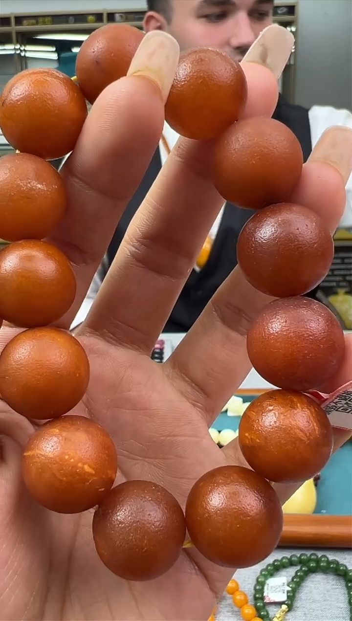 【闪购商品】琥珀手链未镶嵌28秒拍号