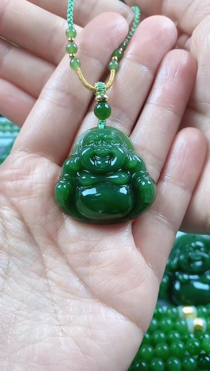 【闪购商品】和田玉吊坠(赠链)未镶嵌35佛公