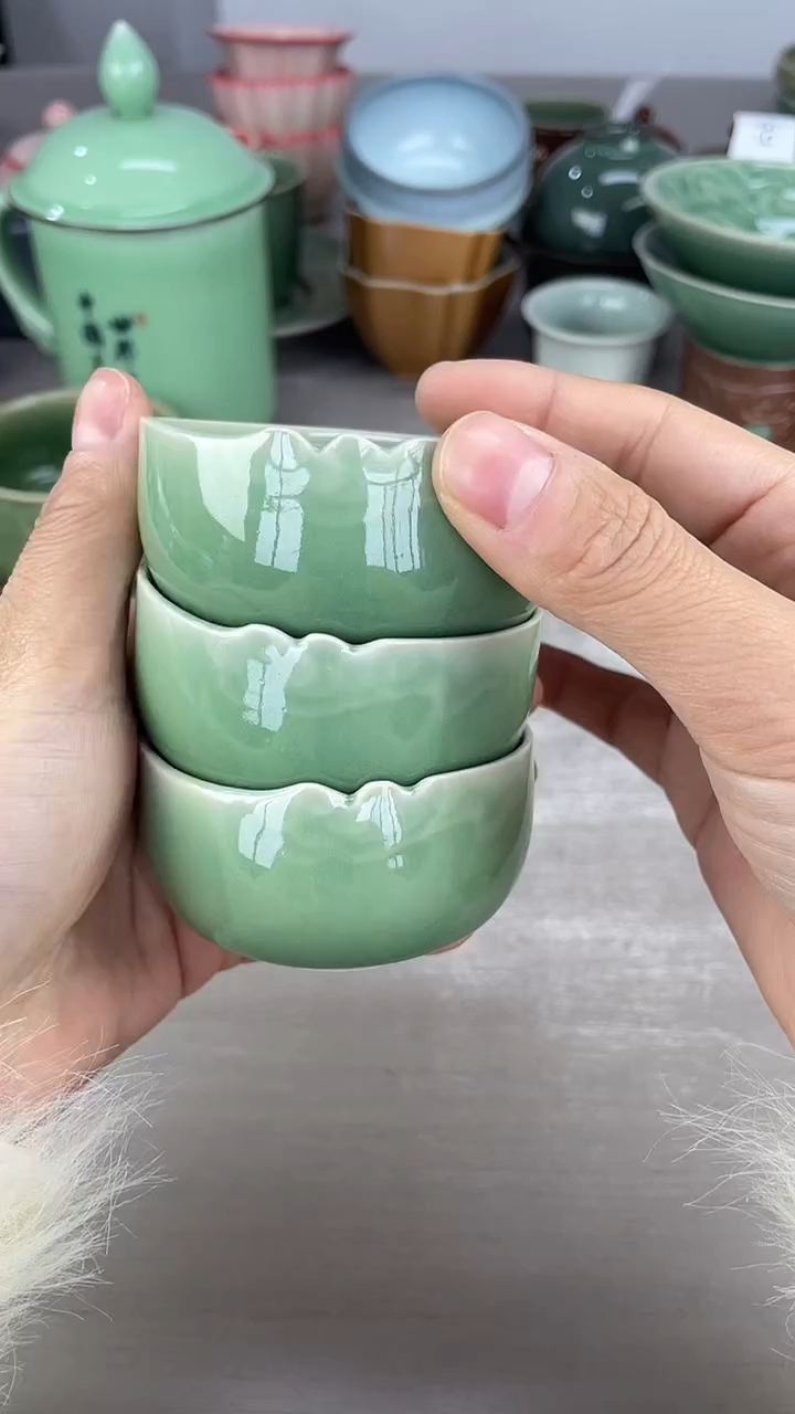 青瓷仓储福利清仓