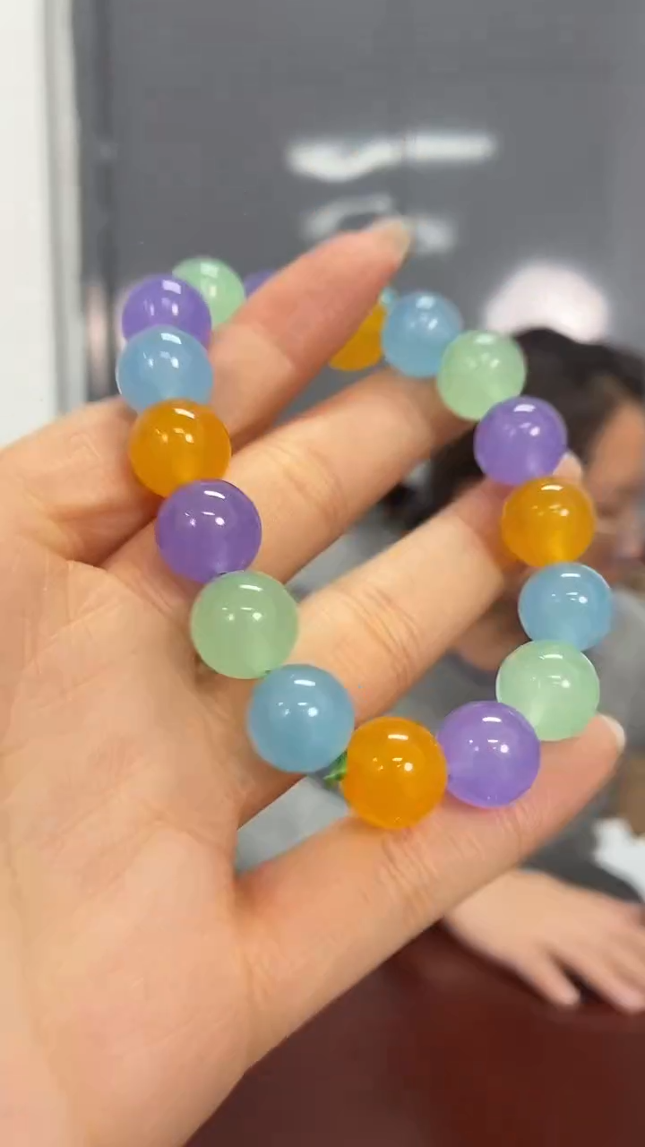 【慧慧甄选】高端轻奢手链多样性发货LX2696S