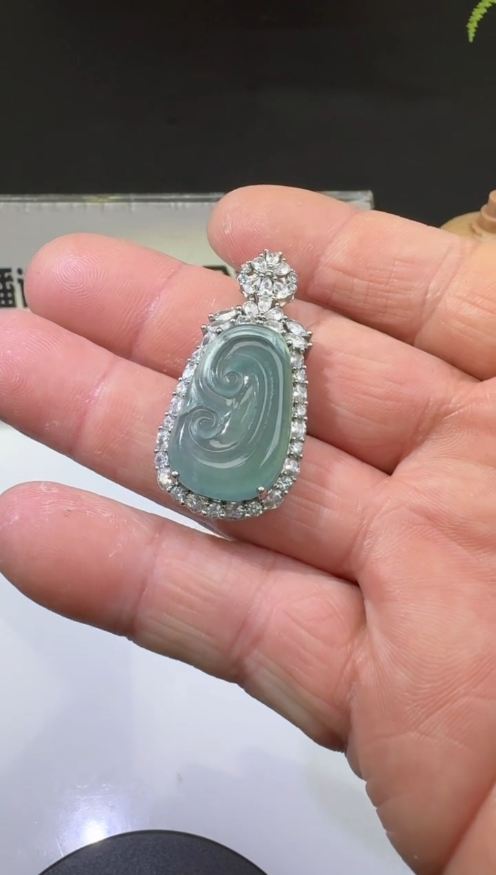 【闪购商品】翡翠颈饰合金00056602-