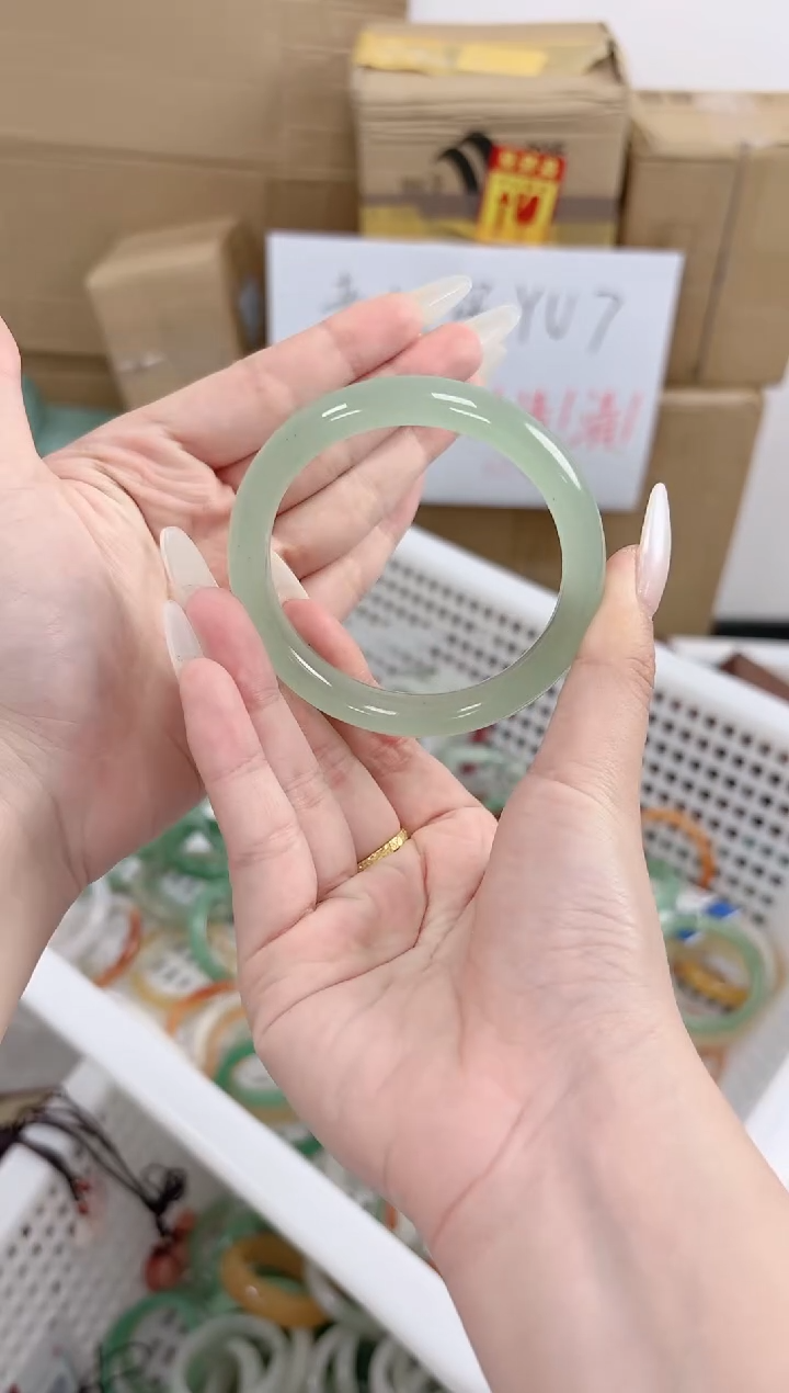 石英质玉手镯未镶嵌K96-58.8