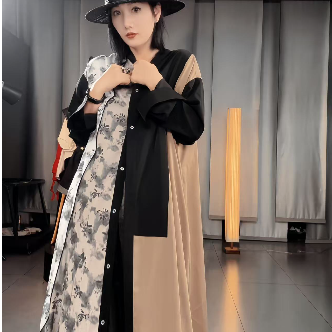 20225小众设计立领多色拼接长外套女时尚气质宽松百搭不对称上衣