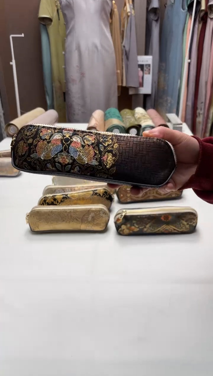 织绣L***6精选精美织物       