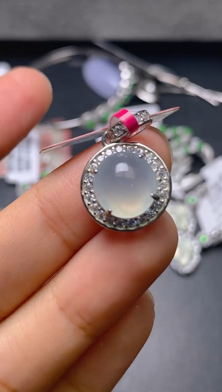 银S925镶嵌戒指翡翠百内无证书