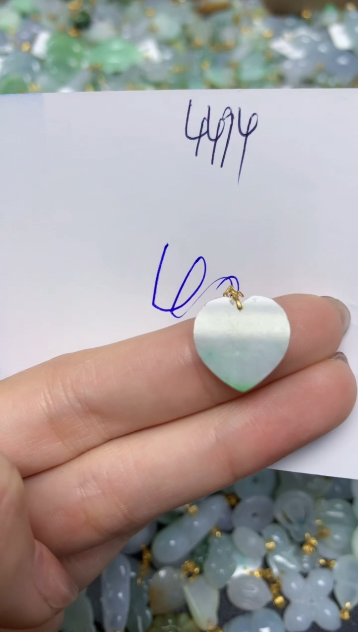 【闪购商品】翡翠颈饰18K金镶嵌天然翡翠A货