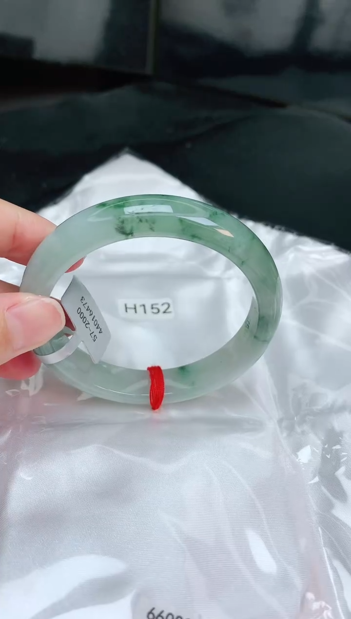 翡翠未镶嵌手镯缅甸天然A货翡翠手镯