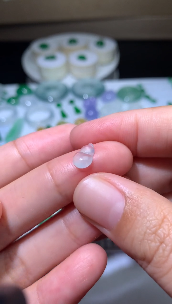 【闪购商品】定制翡翠未镶嵌毛货
