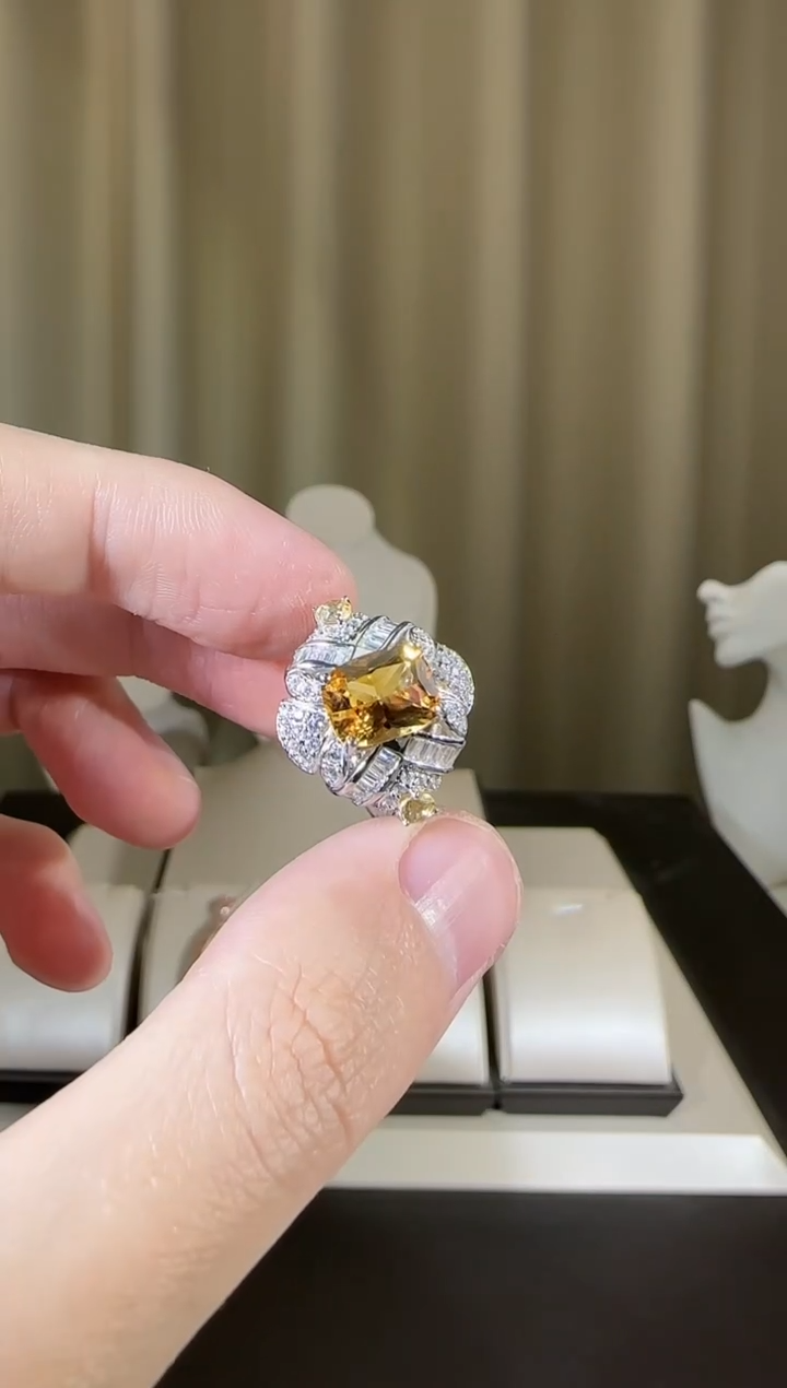 【闪购商品】黄晶戒指银S925镶嵌9*7mm