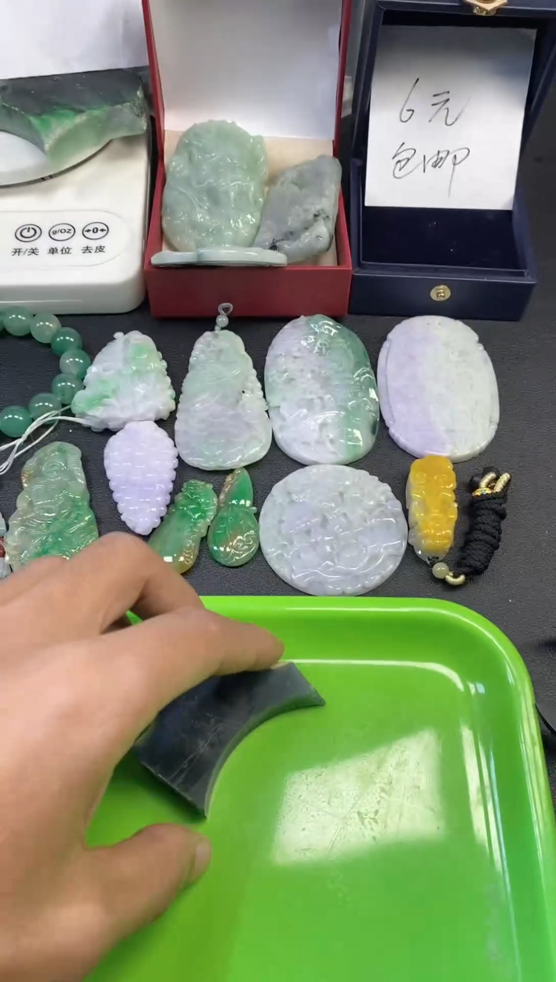 裸石翡翠天然A货翡翠边角料