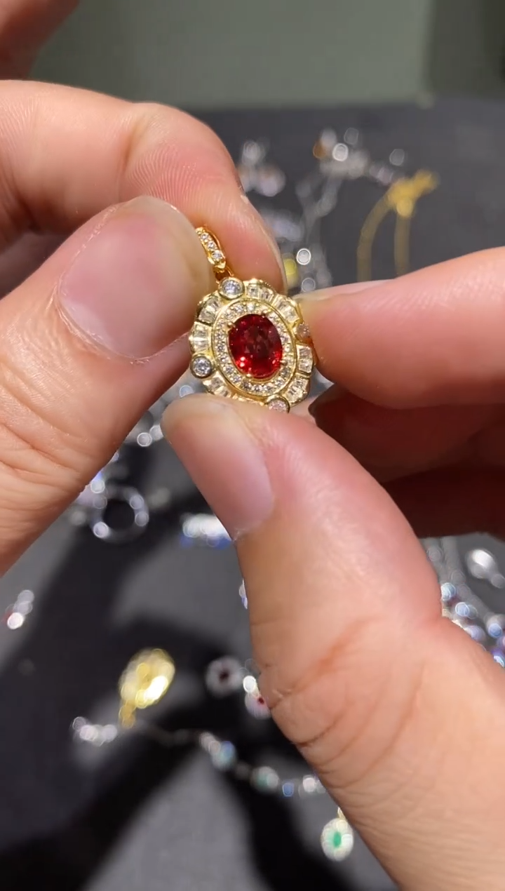 颈饰蓝宝石银S925镶嵌吊坠