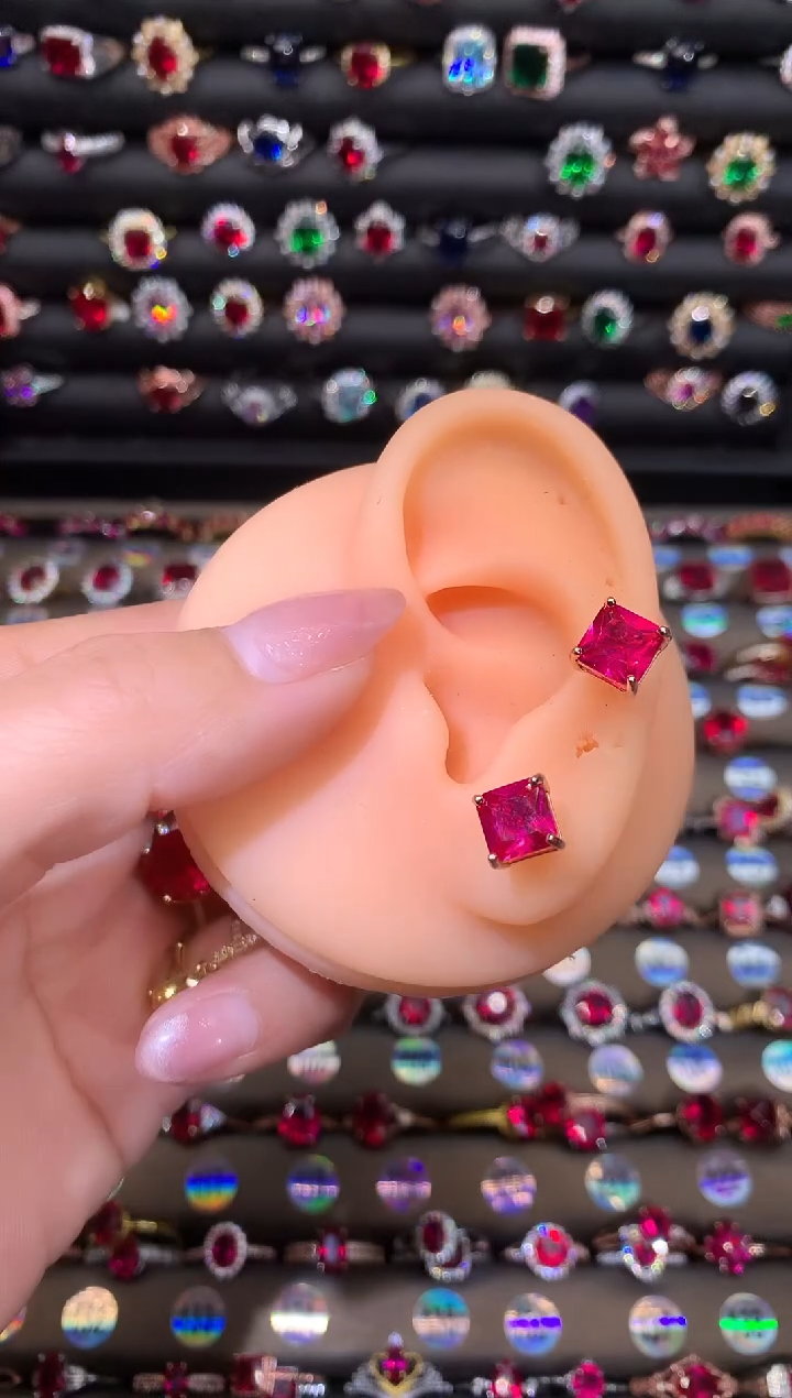 【闪购商品】红宝石耳饰银S925镶嵌7玫瑰金