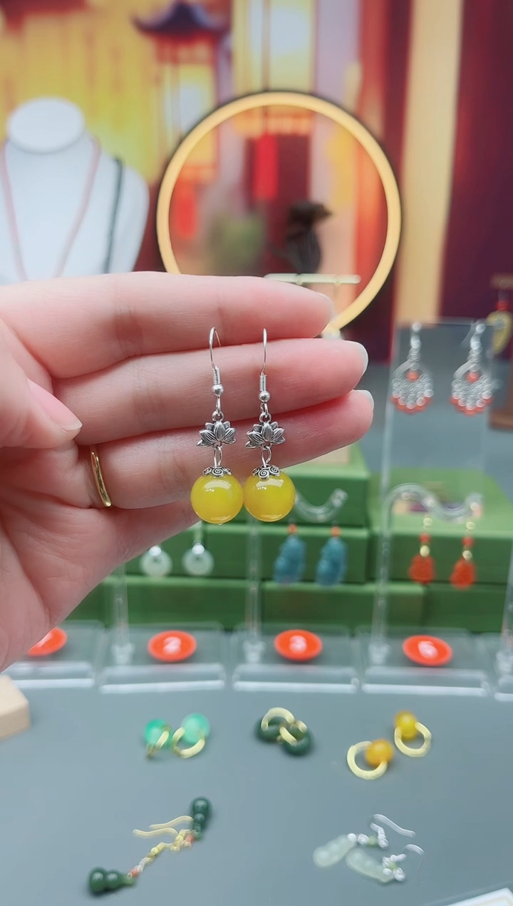 未镶嵌耳饰玛瑙/玉髓3150000