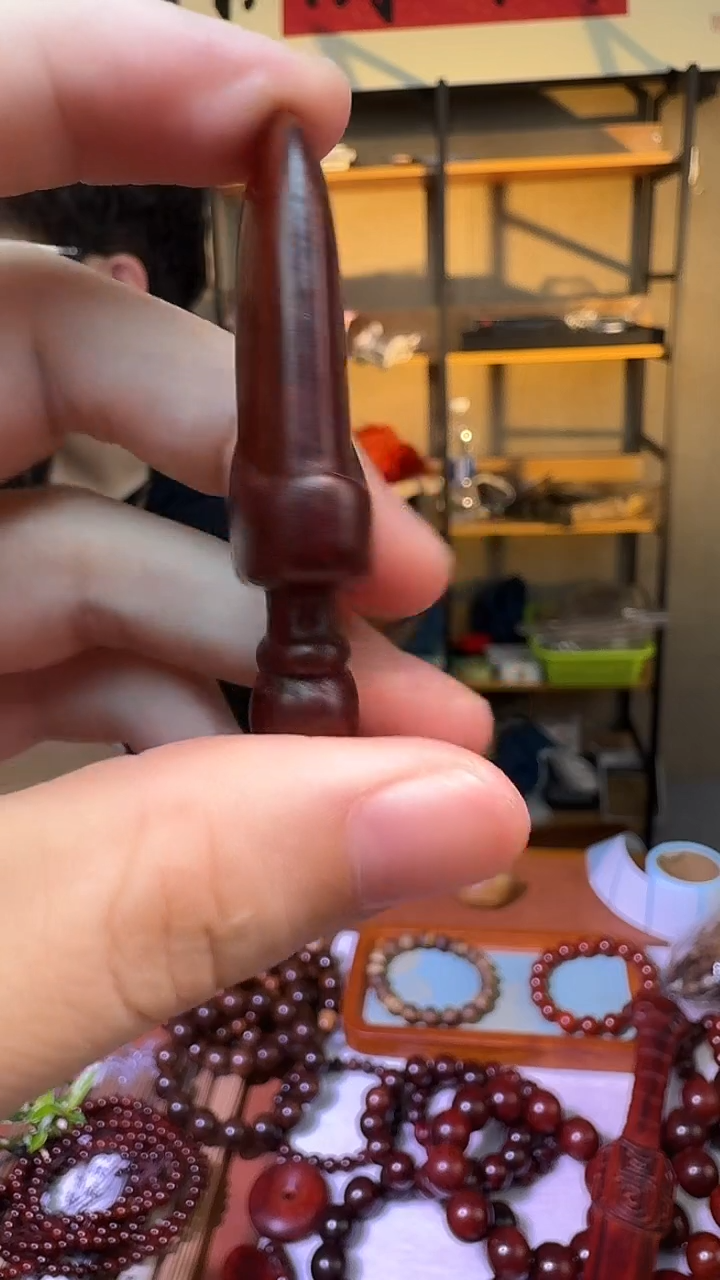 把件小叶紫檀宝剑小把件