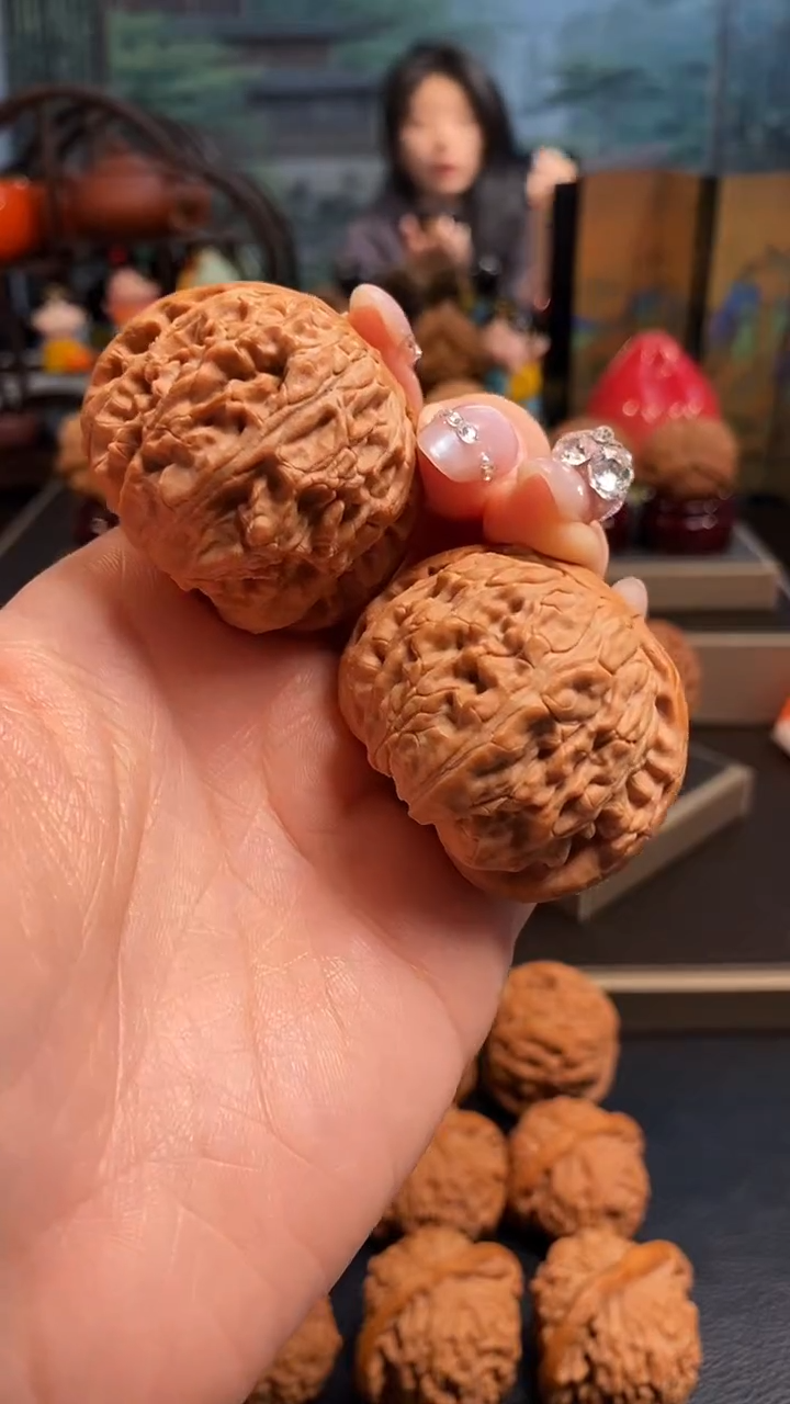 【闪购商品】文玩核桃吊坠K309白狮子42