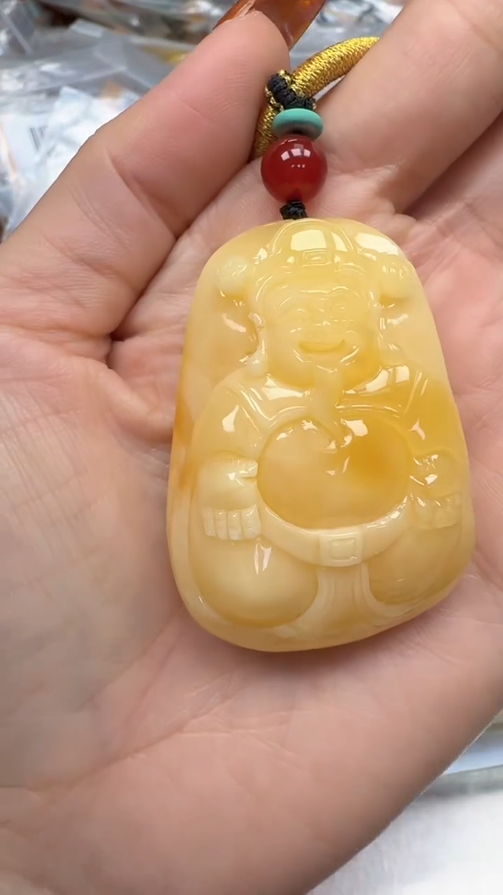 裸石琥珀未镶嵌如图1