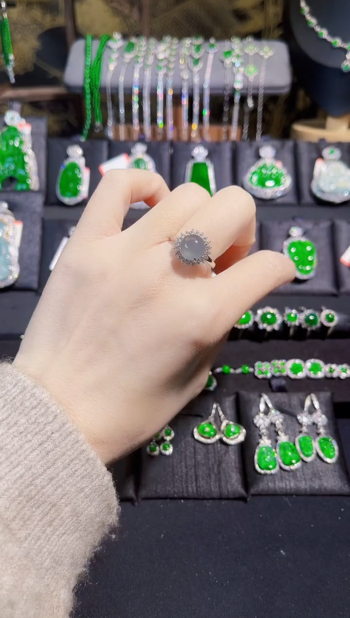 【闪购商品】翡翠戒指银S925镶嵌蛋面戒指