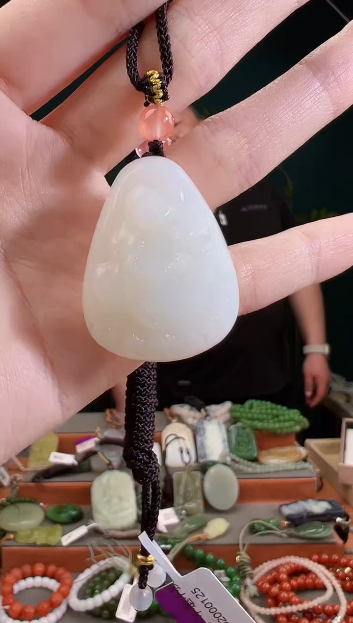 颈饰未镶嵌和田玉多样性发货 拍一单发一个
