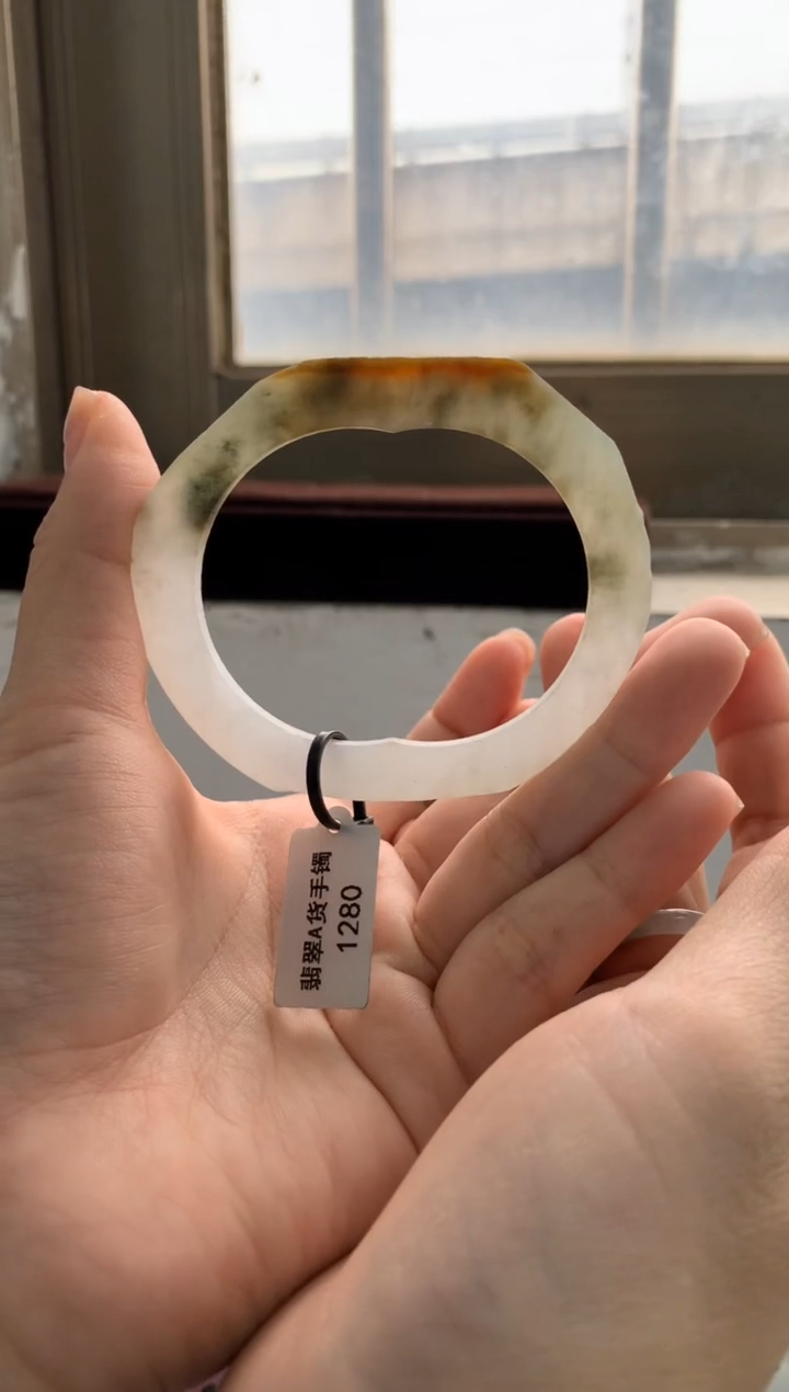 【闪购商品】定制翡翠翡翠手镯定制未镶嵌翡翠手镯定制