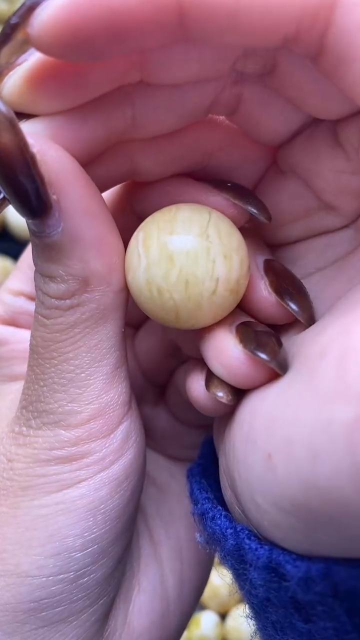 【闪购商品】琥珀裸石未镶嵌蜜蜡.18