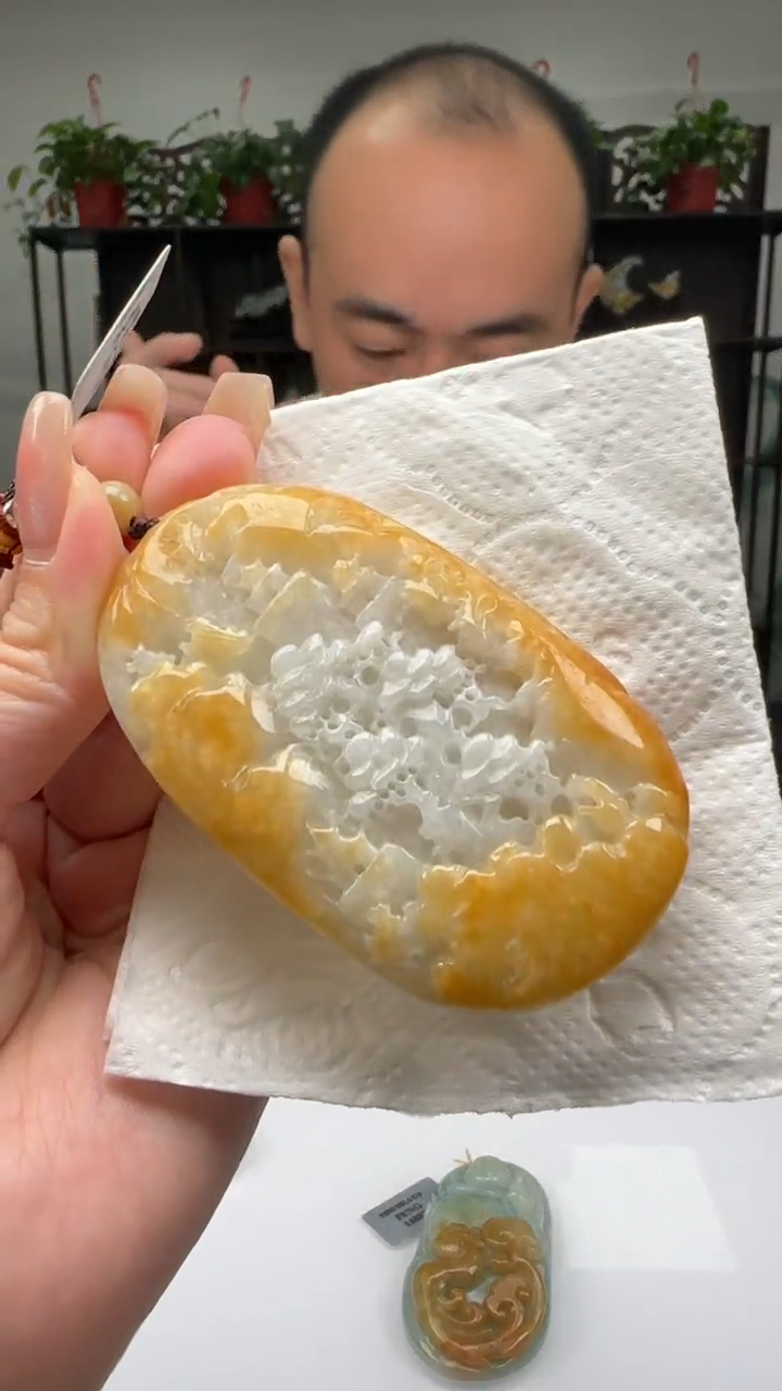 【闪购商品】翡翠颈饰未镶嵌天然翡翠A货吊坠