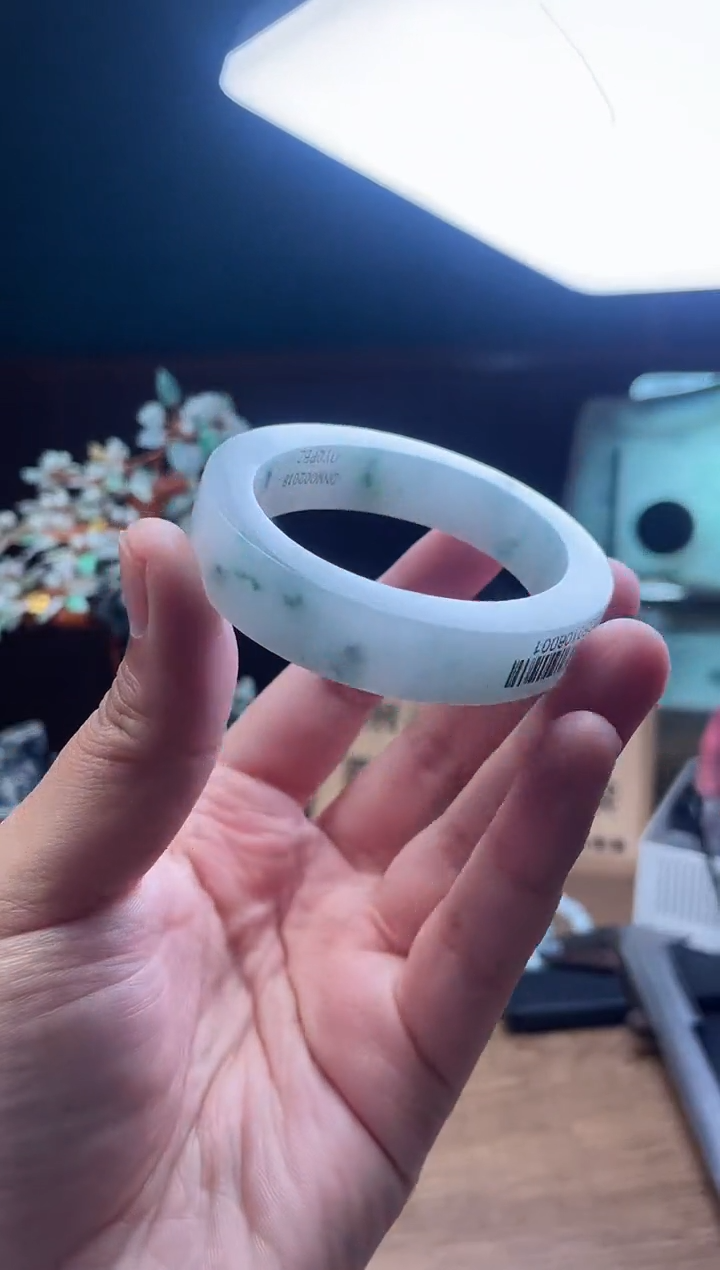 【闪购商品】定制翡翠手镯未镶嵌定制