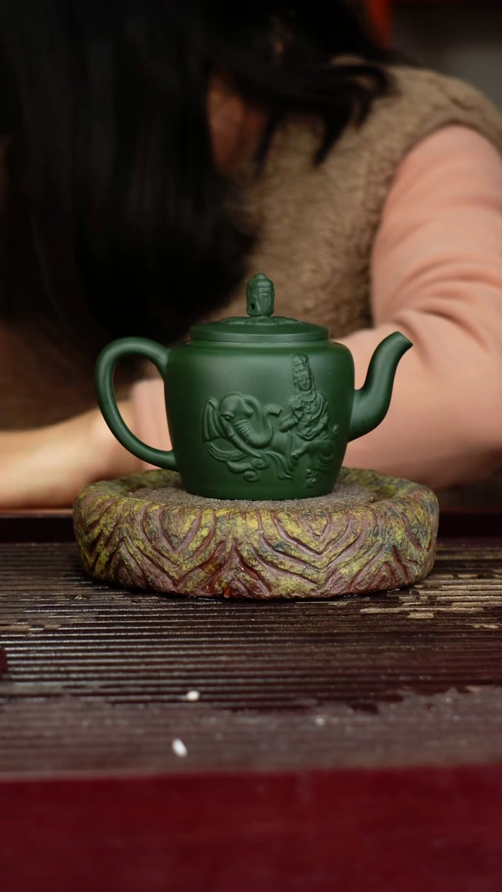 宜兴原矿紫砂壶茶壶宜兴原矿紫砂壶茶壶200C