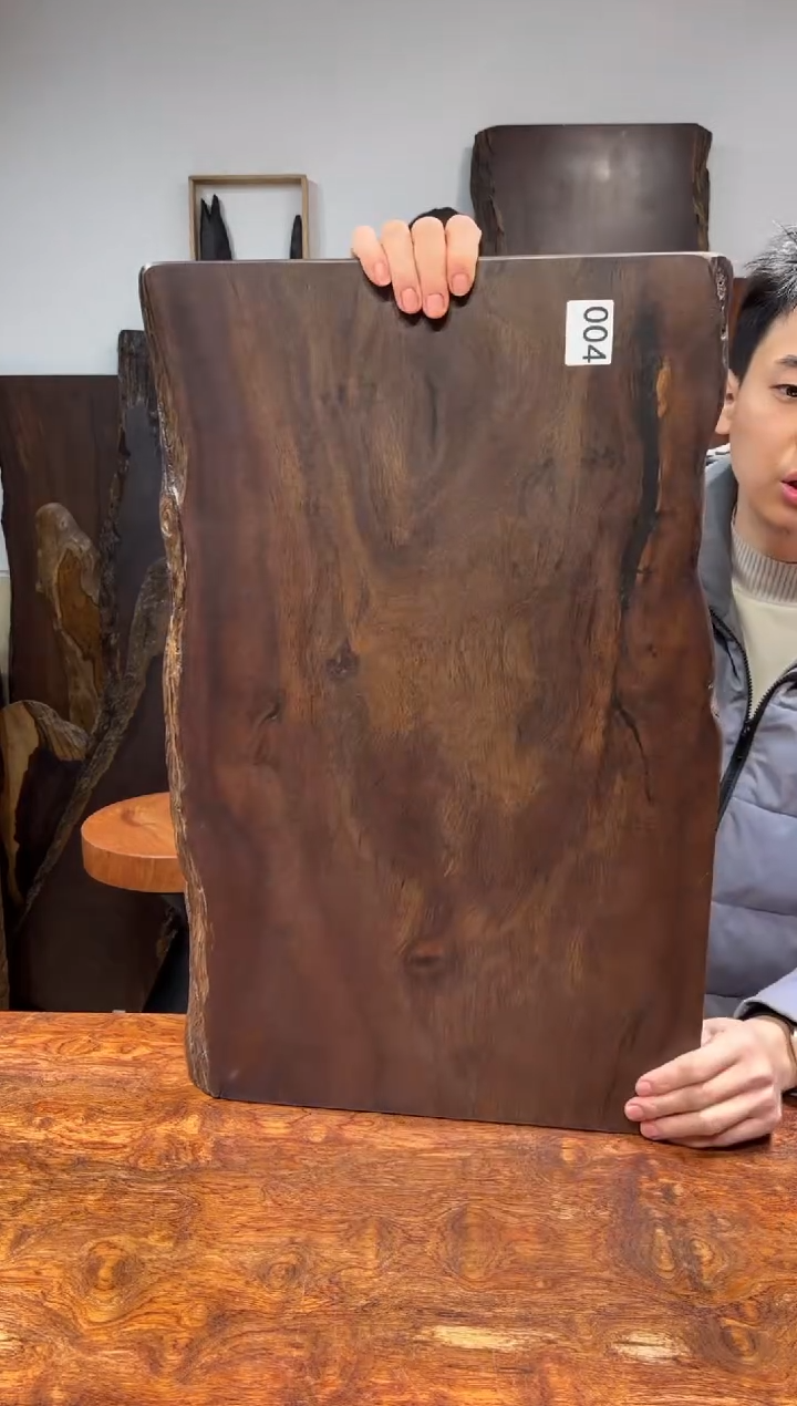 风车木（黑檀木）尺寸64*41*2.3编号004