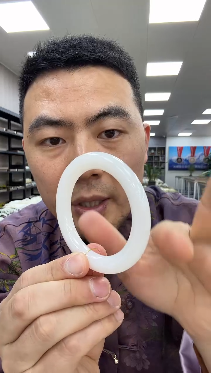【闪购商品】和田玉手镯未镶嵌54-55 
