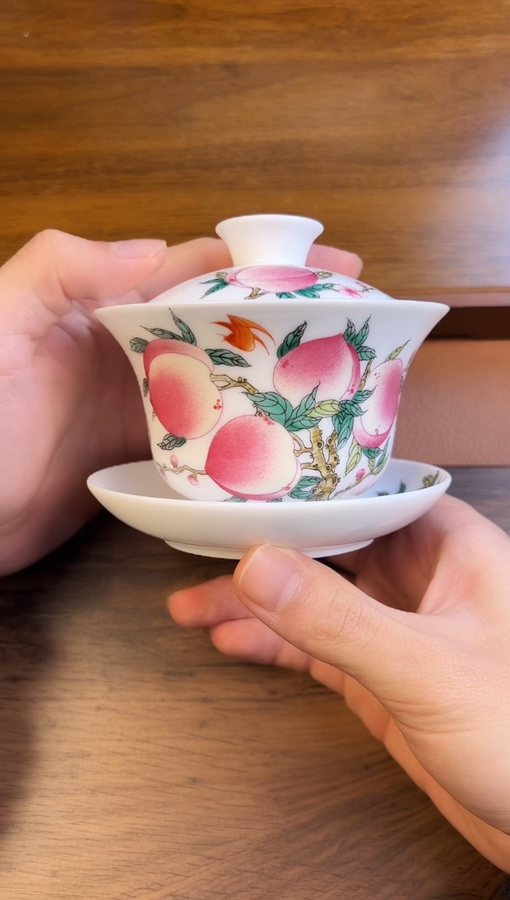 问青坊纯手工手绘粉彩九桃五福三才盖碗