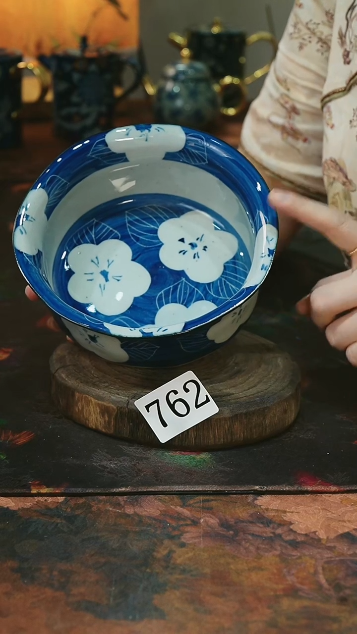 茶碗............762