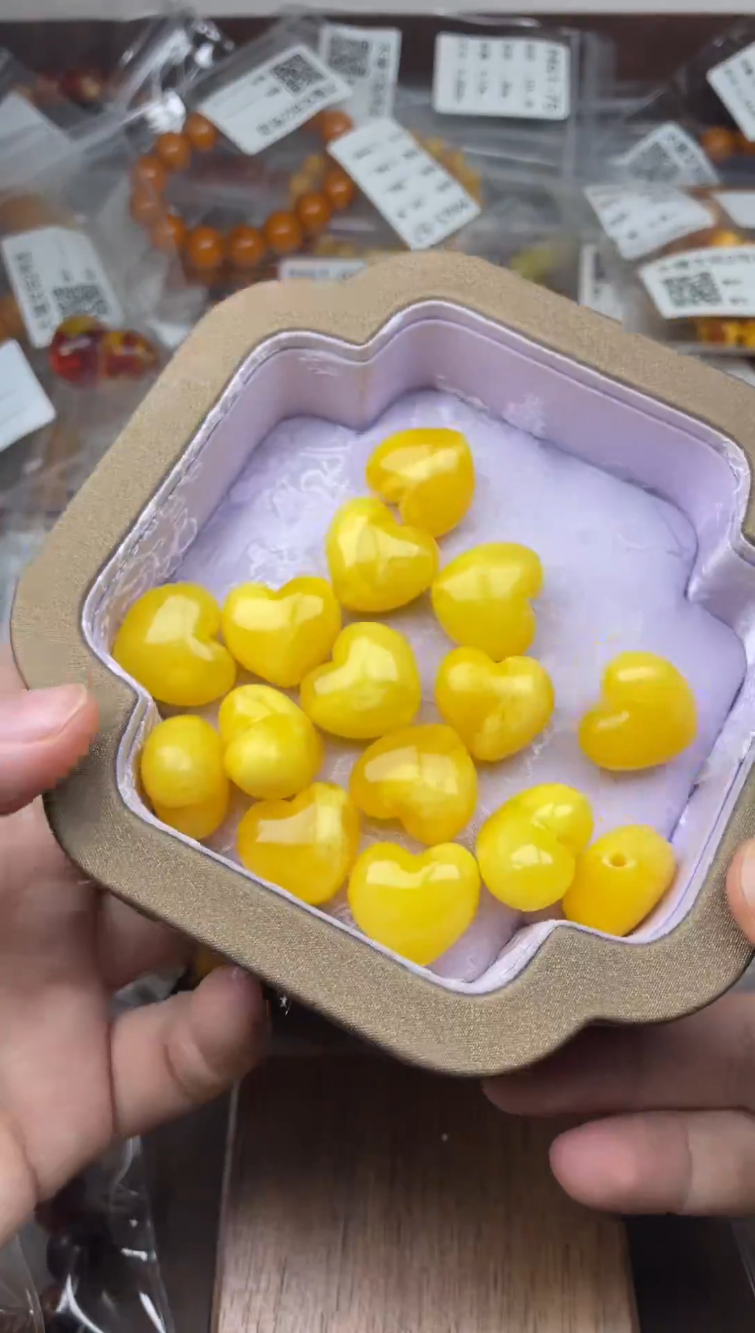 木特色手工艺屁桃