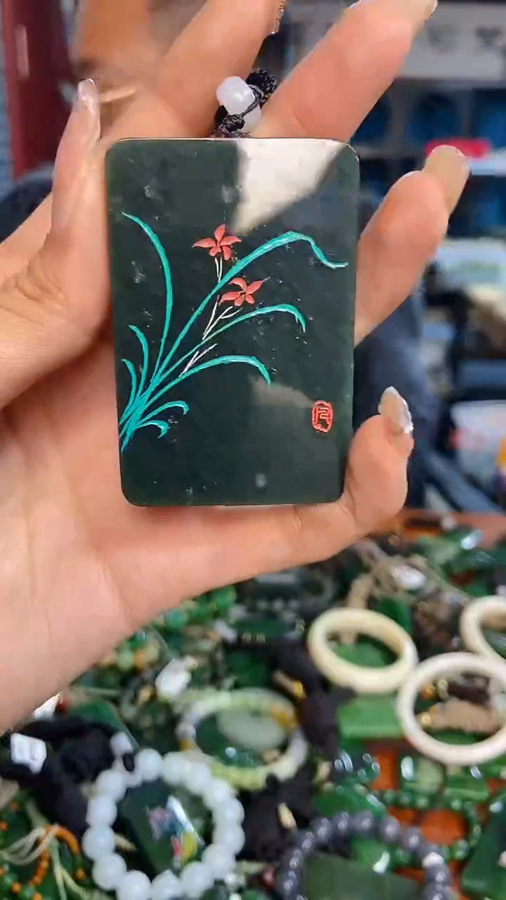 未镶嵌和田玉挂件1