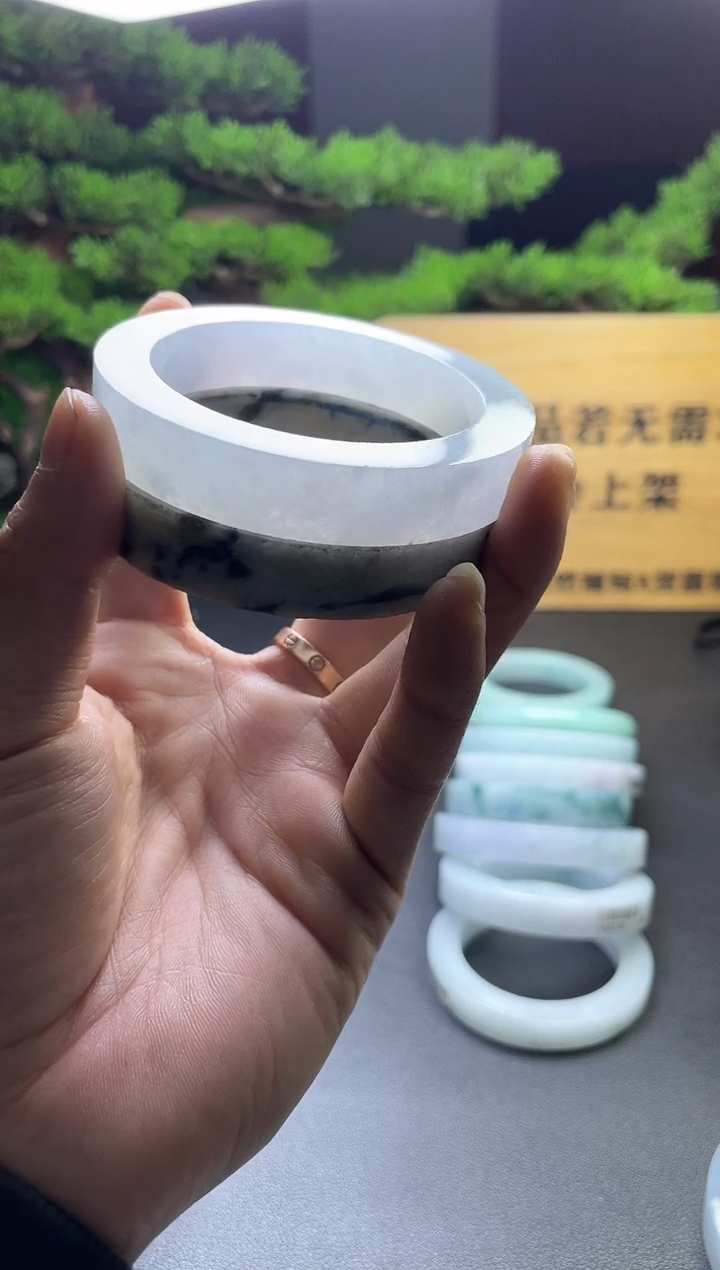 未镶嵌毛胚定制翡翠大*多样性发其一