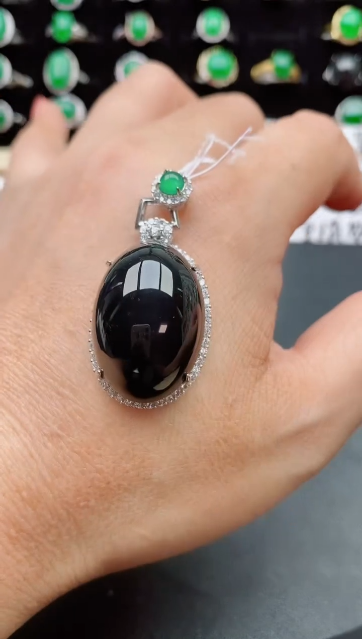 【闪购商品】翡翠吊坠(赠链)银S925镶嵌058080