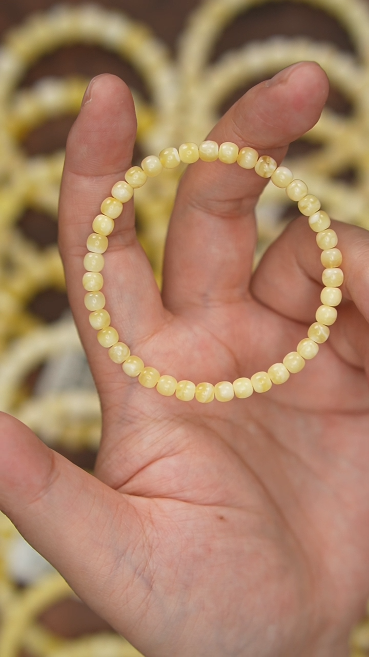 【闪购商品】蜜蜡珠宝奇石未镶嵌约5mm+（单件）