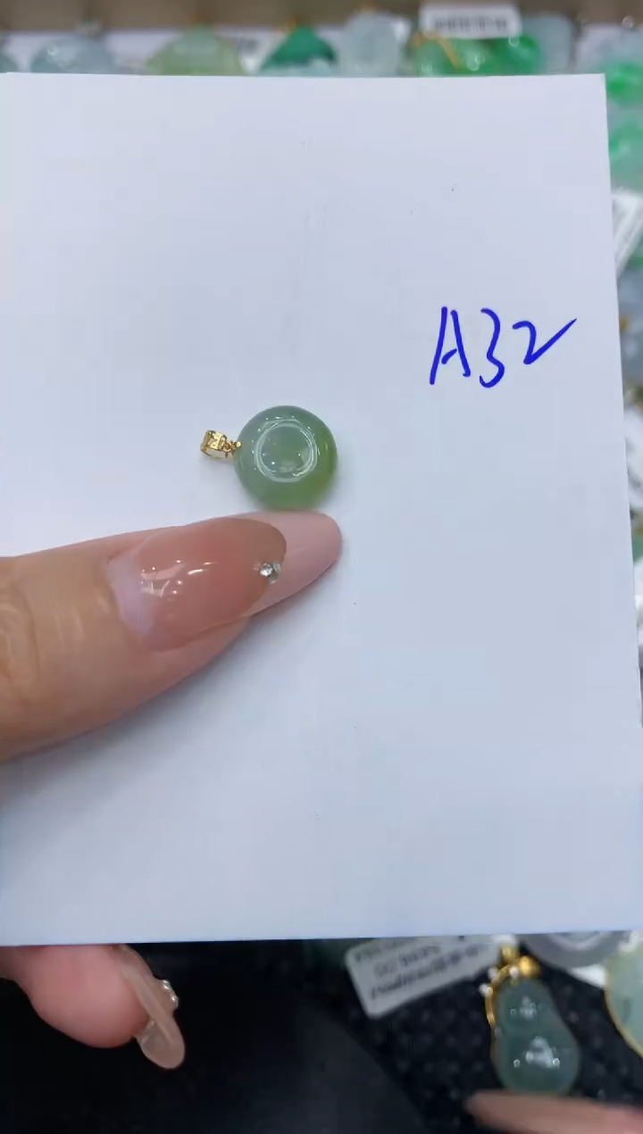 【闪购商品】翡翠颈饰18K金镶嵌111111111