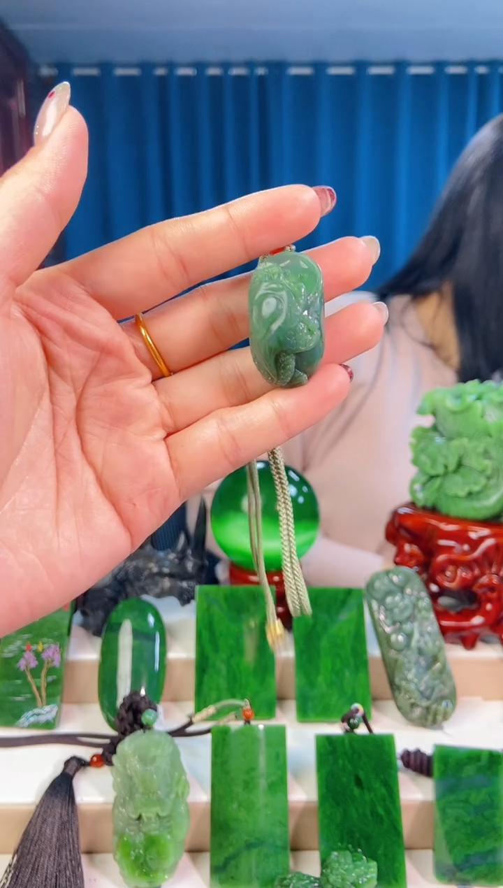 【闪购商品】和田玉挂件未镶嵌1